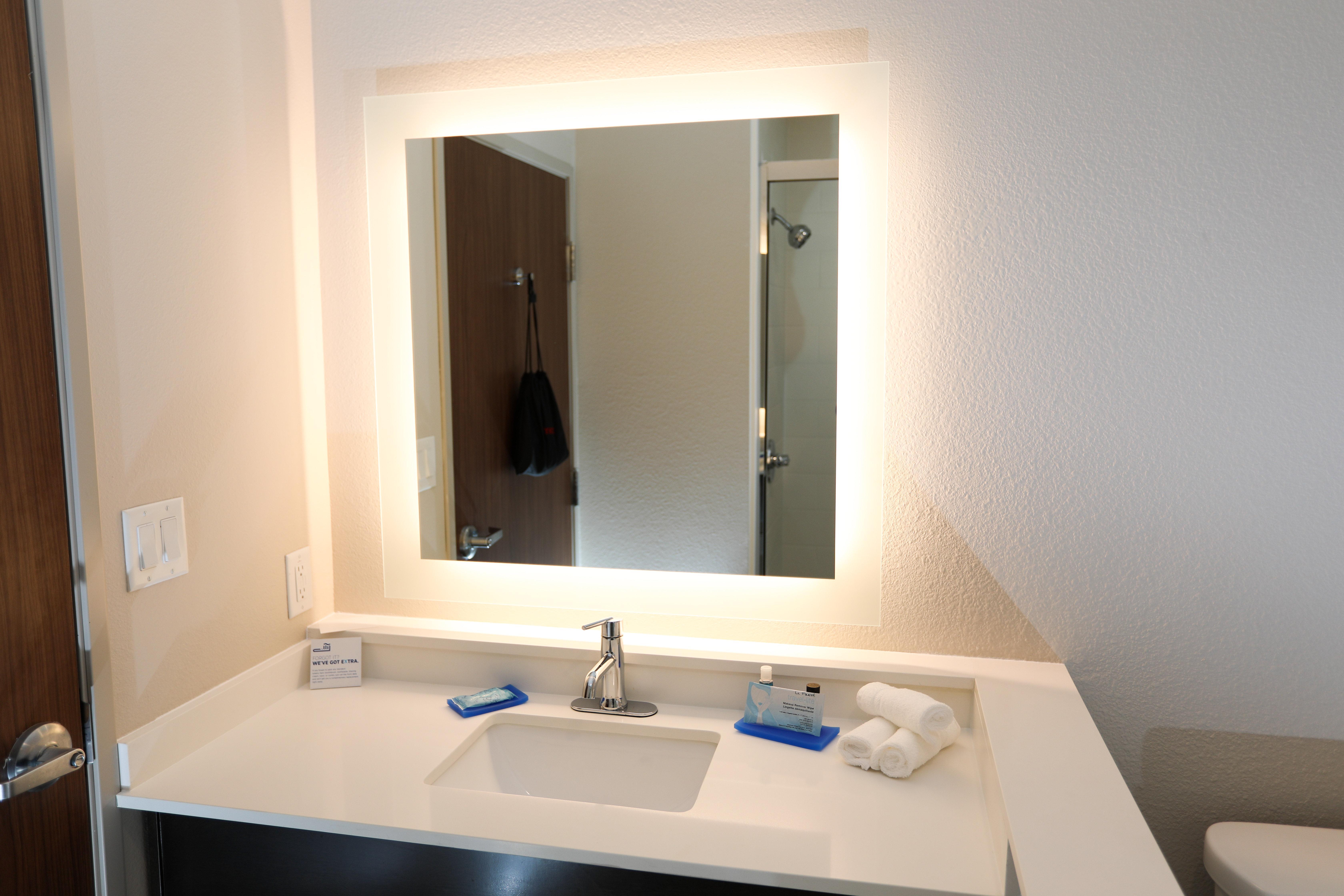 Holiday Inn Express & Suites - Forney By Ihg Exteriör bild